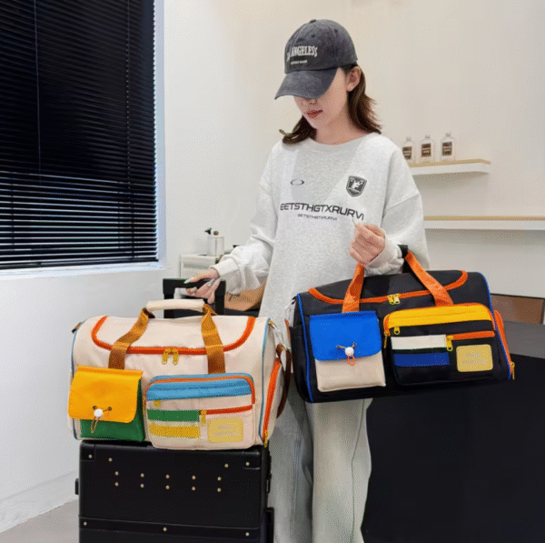 Screenshot 2025-10-31 at 19.12.59 Black EontheM Large Capacity Color-Block Crossbody Fitness and Travel Bag